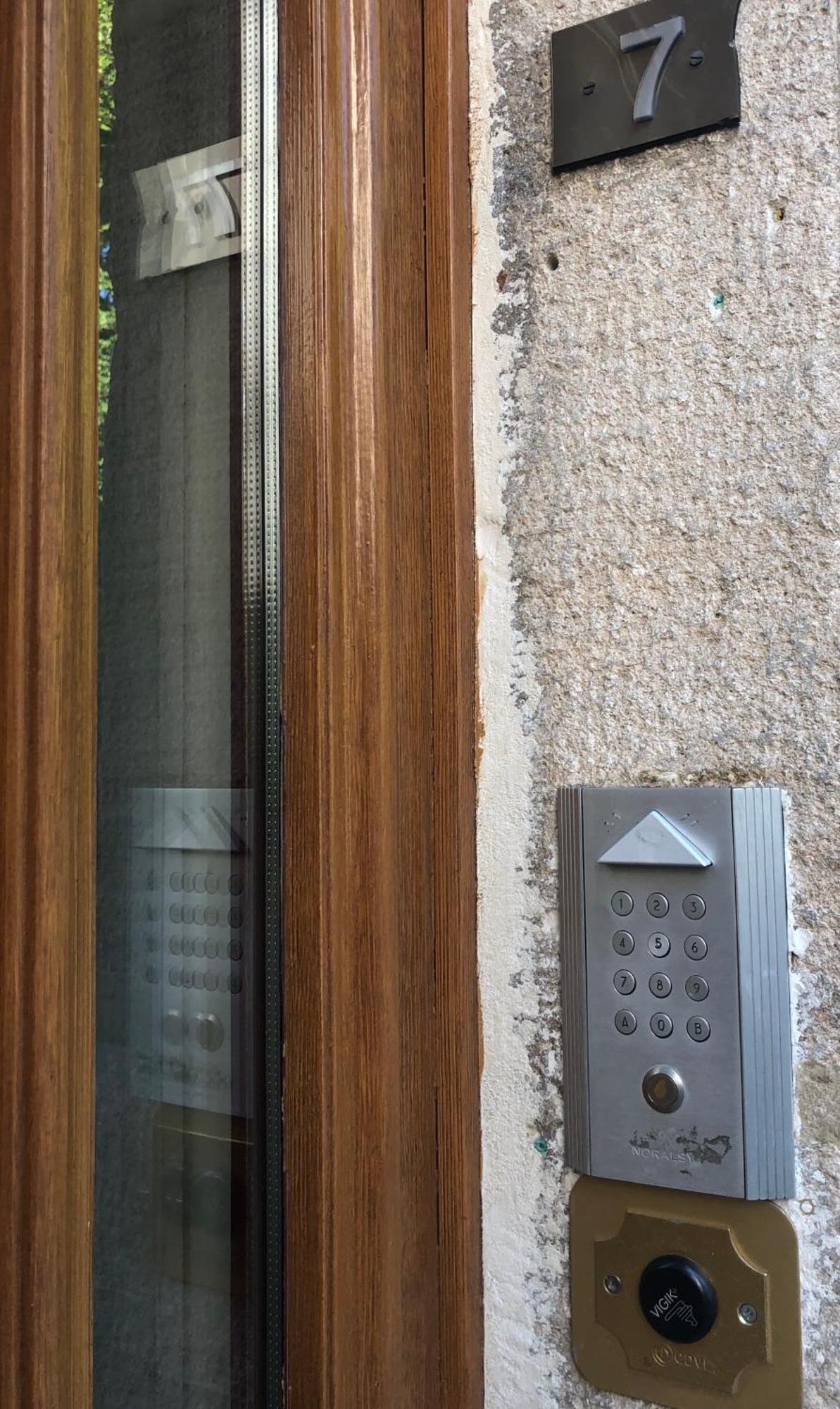 Lacharriere-Logement Entier 38M2 Paris Dış mekan fotoğraf