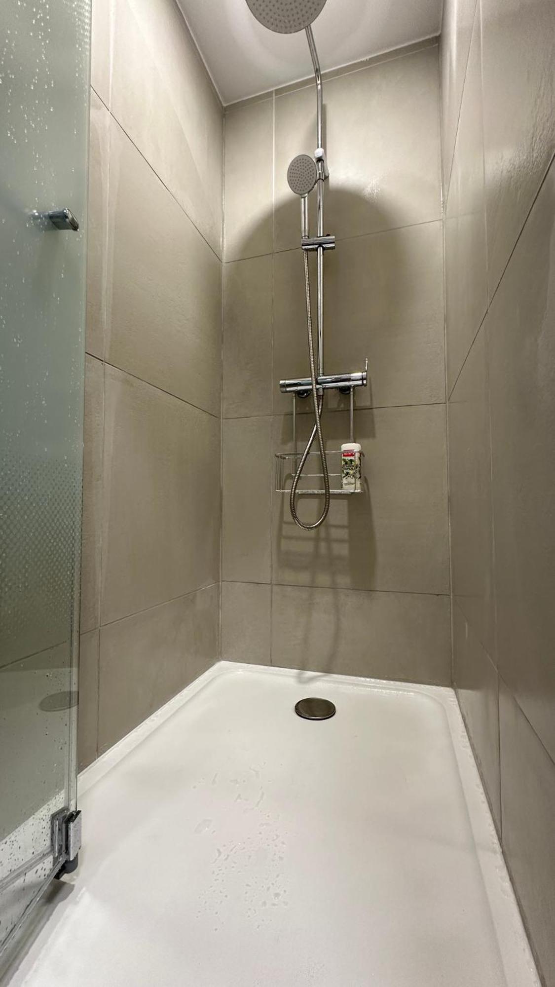 Lacharriere-Logement Entier 38M2 Paris Dış mekan fotoğraf